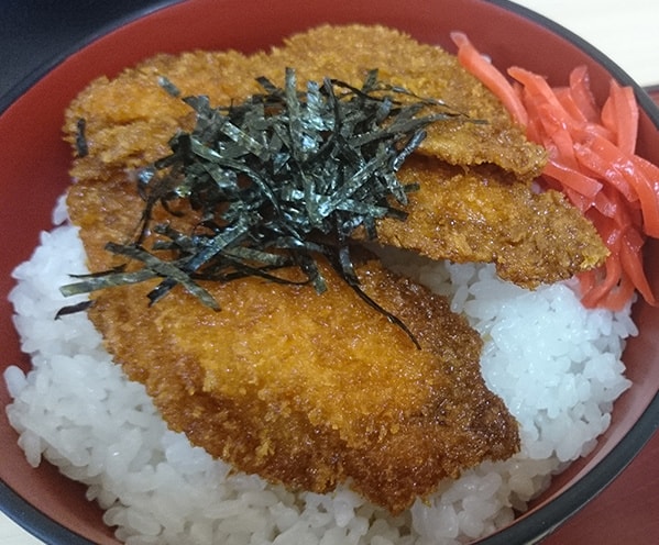 岩船港鮮魚センター